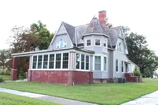 304 S Maple St, Centralia, IL 62801 - Photo 2
