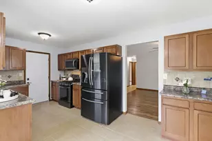 21311 Silktree Cir, Plainfield, IL 60544 - Photo 14
