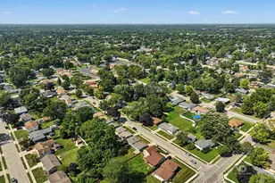 2204 Douglas St, Joliet, IL 60435 - Photo 34