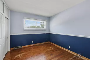 2204 Douglas St, Joliet, IL 60435 - Photo 14
