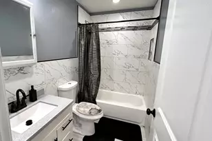 6950 S Indiana Ave, Chicago, IL 60637 - Photo 14