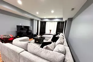 6950 S Indiana Ave, Chicago, IL 60637 - Photo 10