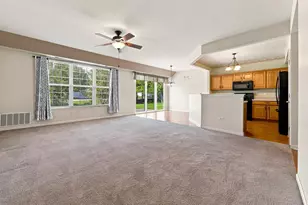 12857 Norfolk Dr, Huntley, IL 60142 - Photo 4