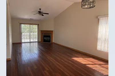 952 Arvle Circle #952, Sycamore, IL 60178 - Photo 6