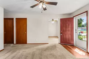 3008 Ladue Dr, Champaign, IL 61822 - Photo 6