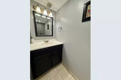 1331 S Finley Road #213, Lombard, IL 60148 - Photo 16