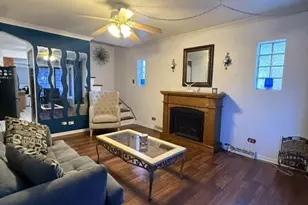 4308 W 59th St, Chicago, IL 60629 - Photo 2