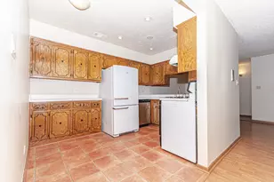 10532 Ridge Cove Dr, Chicago Ridge, IL 60415 - Photo 8