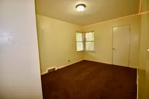 1645 Jackson St, North Chicago, IL 60064 - Photo 22