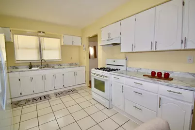 1645 Jackson Street, North Chicago, IL 60064 - Photo 4