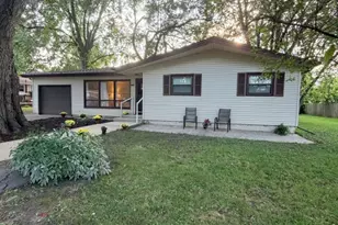 1263 Theresa Ln, Bourbonnais, IL 60914 - Photo 1