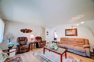 406 E Chestnut St, Hoopeston, IL 60942 - Photo 12