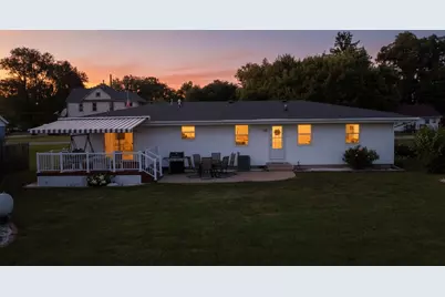 406 E Chestnut Street, Hoopeston, IL 60942 - Photo 8