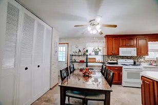 406 E Chestnut St, Hoopeston, IL 60942 - Photo 16