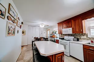 406 E Chestnut St, Hoopeston, IL 60942 - Photo 20