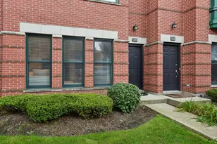209 W Wood St, Palatine, IL 60067 - Photo 4