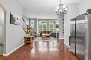 209 W Wood St, Palatine, IL 60067 - Photo 8