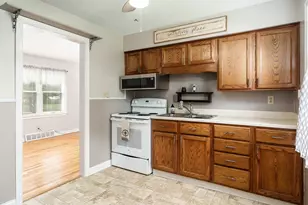 726 River Park Dr, Loves Park, IL 61111 - Photo 10