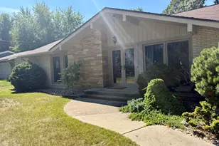 2970 Reid Farm Rd, Rockford, IL 61114 - Photo 2
