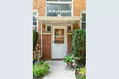 5342 N California Avenue #2N, Chicago, IL 60625 - Photo 2
