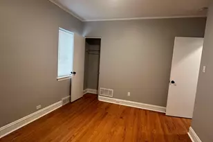 18549 Dundee Ave, Homewood, IL 60430 - Photo 8