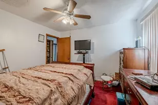 10226 S Torrence Ave, Chicago, IL 60617 - Photo 16