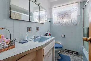 10226 S Torrence Ave, Chicago, IL 60617 - Photo 14