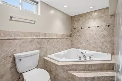 15 S 10th Street, Saint Charles, IL 60174 - Photo 20