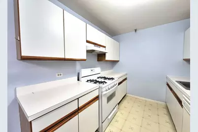 21W581 North Avenue #26, Lombard, IL 60148 - Photo 6