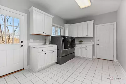 13 Kensington Drive, North Barrington, IL 60010 - Photo 26
