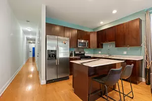 2337 W Maypole Ave, Chicago, IL 60612 - Photo 2