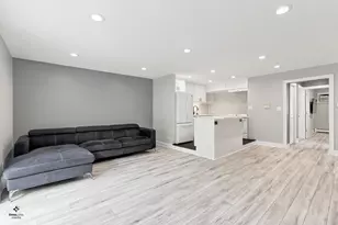 753 S Dwyer Ave, Arlington Heights, IL 60005 - Photo 12