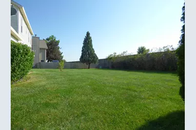 214 Magnolia Drive, North Aurora, IL 60542 - Photo 14