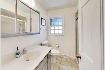 925 Hidden Lake Road, Naperville, IL 60565 - Photo 18