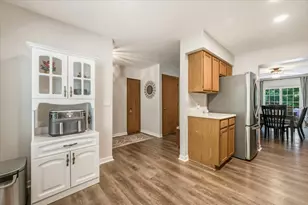 1342 Arlington Ct, Geneva, IL 60134 - Photo 6