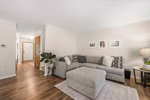 1342 Arlington Ct, Geneva, IL 60134 - Photo 8