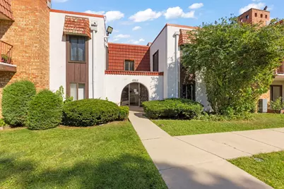 743 E Fullerton Avenue #108, Glendale Heights, IL 60139 - Photo 1