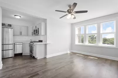 1521 W Sherwin Avenue #503, Chicago, IL 60626 - Photo 2