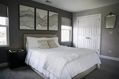 2146 N Kilpatrick Avenue, Chicago, IL 60639 - Photo 20