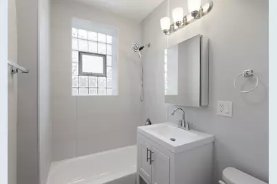 1634 W Howard Street #211, Chicago, IL 60626 - Photo 8