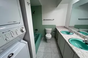 10125 Cherry Pkwy, Skokie, IL 60076 - Photo 12