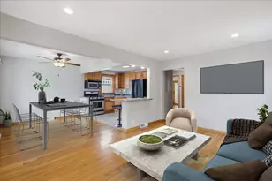 6005 S Mayfield Ave, Chicago, IL 60638 - Photo 4