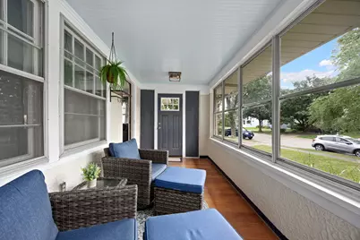 310 Shenstone Road, Riverside, IL 60546 - Photo 2