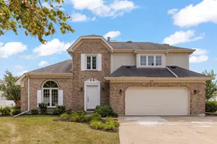 4532 Arbor View Dr, Lisle, IL 60532 - Photo 1