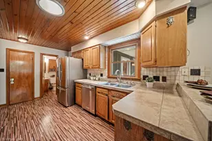 804 McHugh Rd, Yorkville, IL 60560 - Photo 10