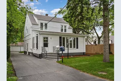 1950 Monroe Avenue, Glenview, IL 60025 - Photo 1