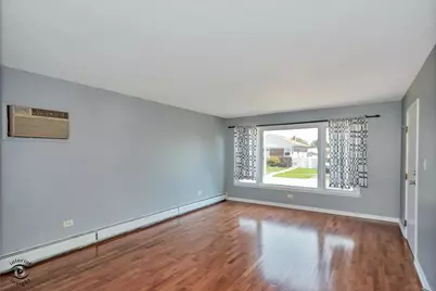 9628 Kilpatrick Avenue #1, Oak Lawn, IL 60453 - Photo 4