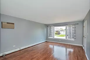 9628 Kilpatrick Ave, Oak Lawn, IL 60453 - Photo 4