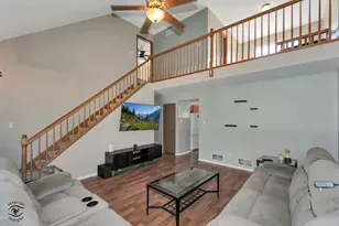 1004 Addleman St, Joliet, IL 60431 - Photo 4