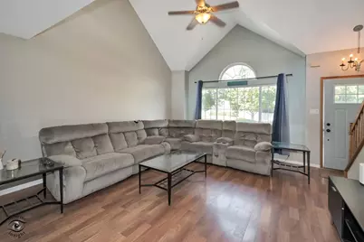 1004 Addleman Street, Joliet, IL 60431 - Photo 2
